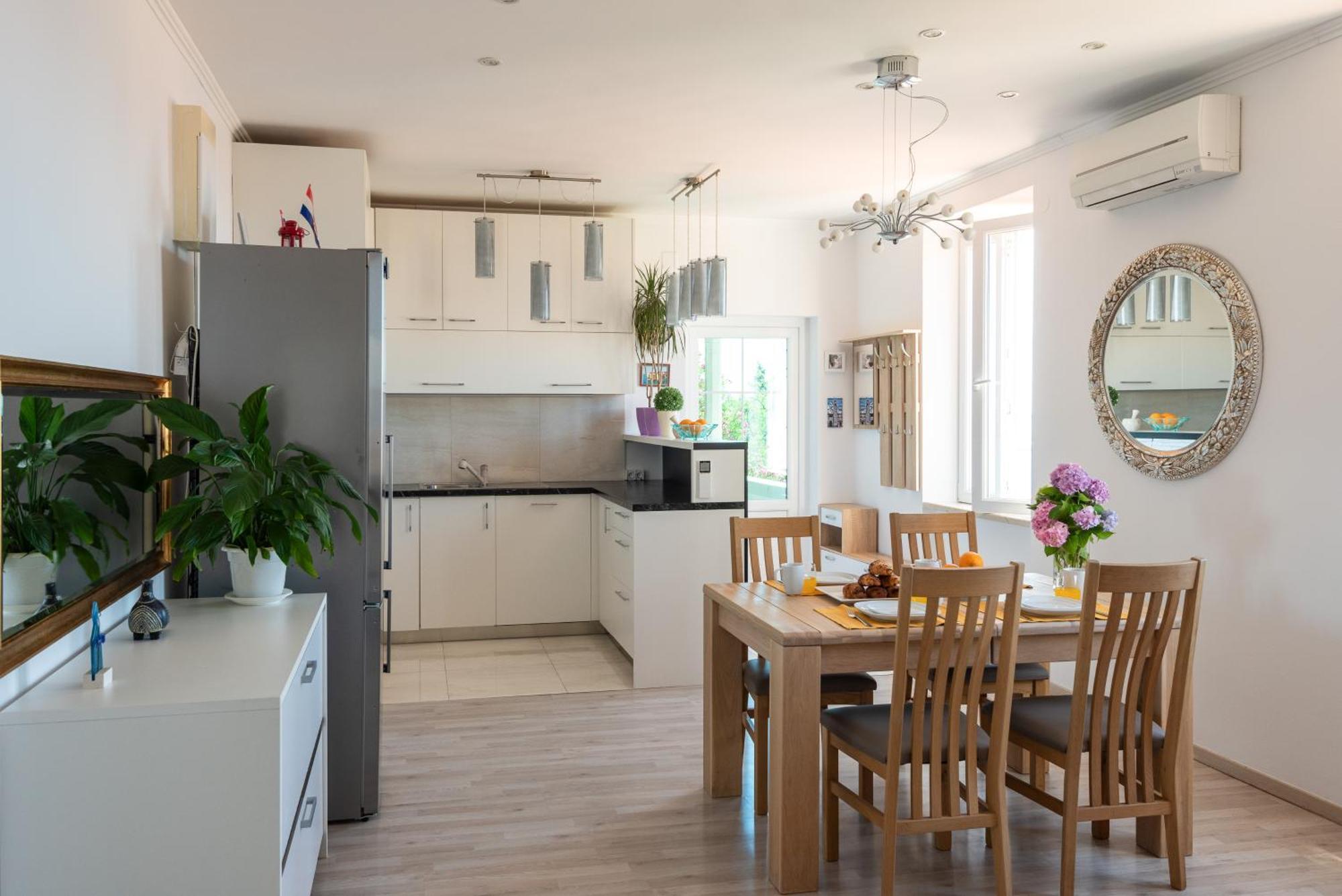 Apartment Astelas ดูบรอฟนิก ภายนอก รูปภาพ